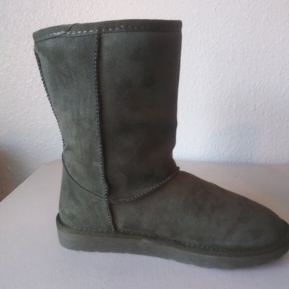 Arizona Starling women's size 7 green flat heel boots - Picture 11 of 14